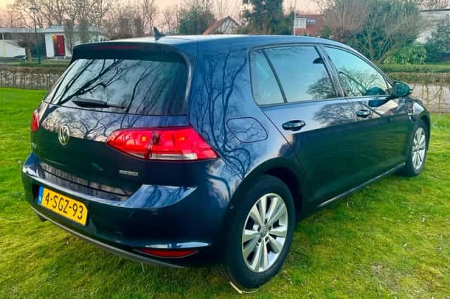 Volkswagen Golf (2013) thumbnail 6