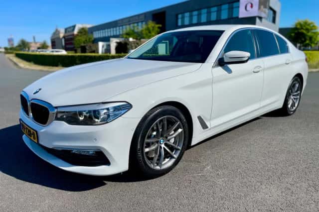 BMW 5-Serie (2017) thumbnail 6