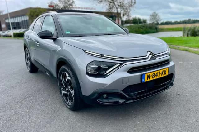 Citroën C4 (2021) thumbnail 1