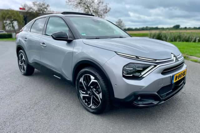 Citroën C4 (2021) thumbnail 2