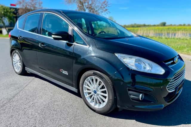 Ford C-Max (2015) thumbnail 2