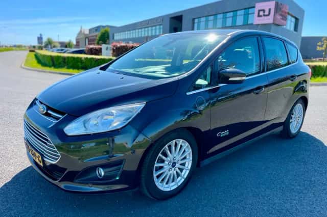 Ford C-Max (2015) thumbnail 5