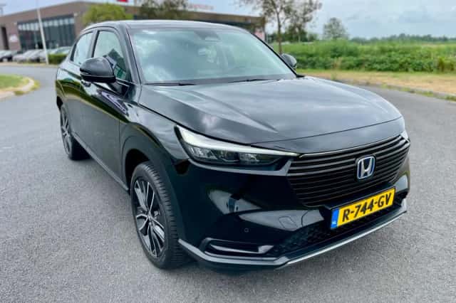 Honda HR-V (2022) thumbnail 1