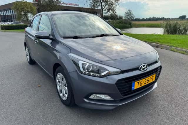 Hyundai i20 (2018) thumbnail 1