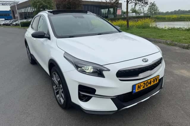 Kia XCeed (2020) thumbnail 1