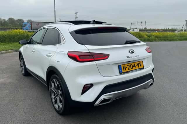 Kia XCeed (2020) thumbnail 6