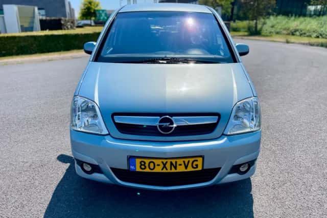 Opel Meriva (2007) thumbnail 4