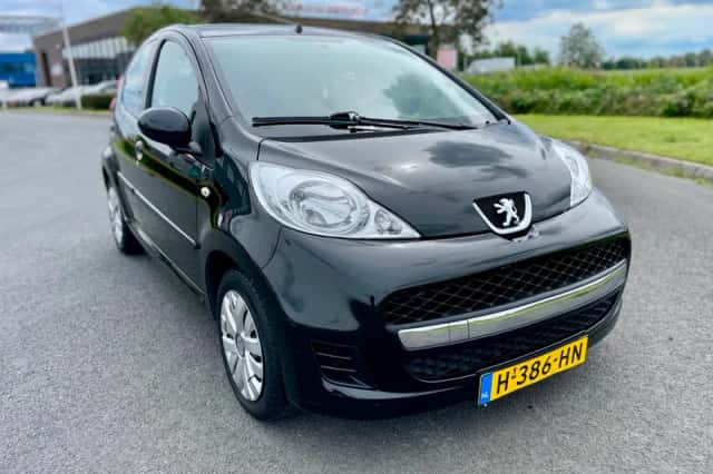 Peugeot 107 (2010) thumbnail 1