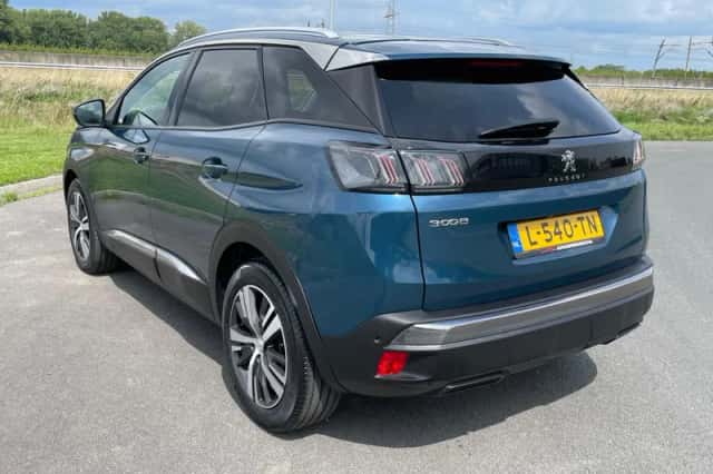 Peugeot 3008 (2021) thumbnail 6