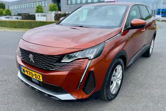 Peugeot 5008 (2021) thumbnail 5