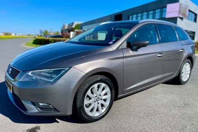 SEAT Leon (2017) thumbnail 4