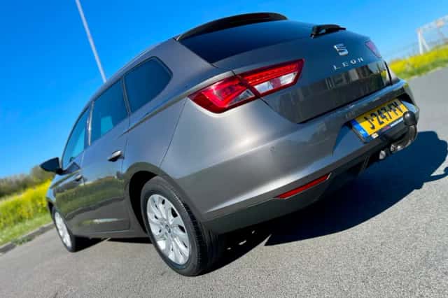 SEAT Leon (2017) thumbnail 5