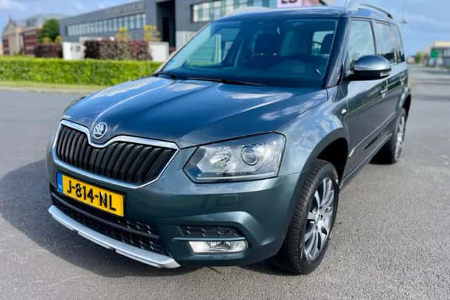 Škoda Yeti (2015) thumbnail 4