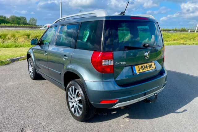 Škoda Yeti (2015) thumbnail 6