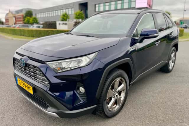 Toyota RAV4 (2019) thumbnail 6