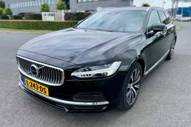 Volvo V90 (2021) thumbnail 5