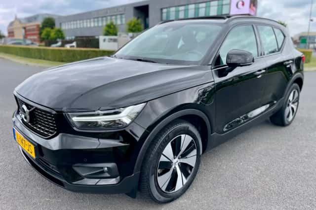 Volvo XC40 (2021) thumbnail 6