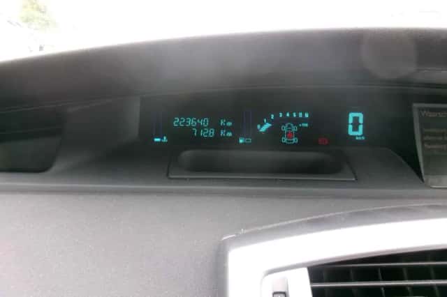Renault Scénic (2009) thumbnail 4