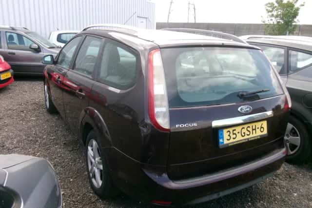 Ford Focus (2008) thumbnail 6