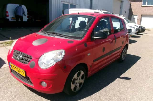 Kia Picanto (2011) thumbnail 1