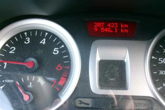 Renault Clio (2010) thumbnail 6
