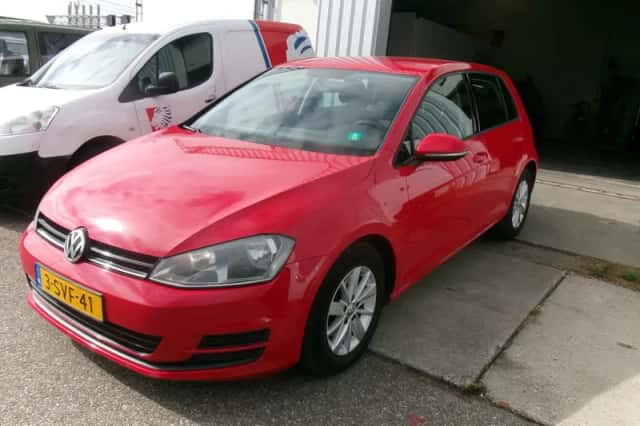 Volkswagen Golf (2013) thumbnail 1