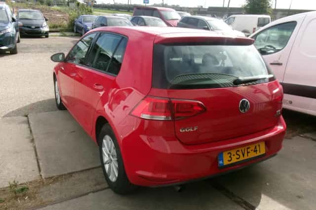 Volkswagen Golf (2013) thumbnail 5