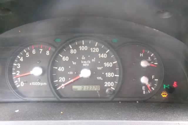 Kia Sorento (2006) thumbnail 2