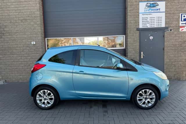 Ford KA (2009) thumbnail 4