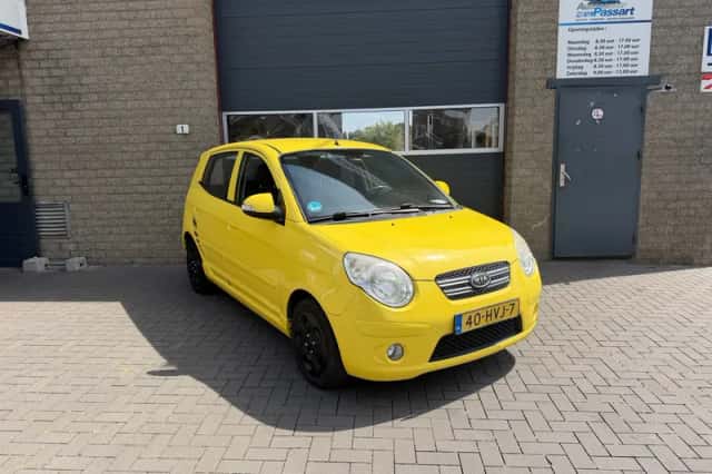 Kia Picanto (2009) thumbnail 1