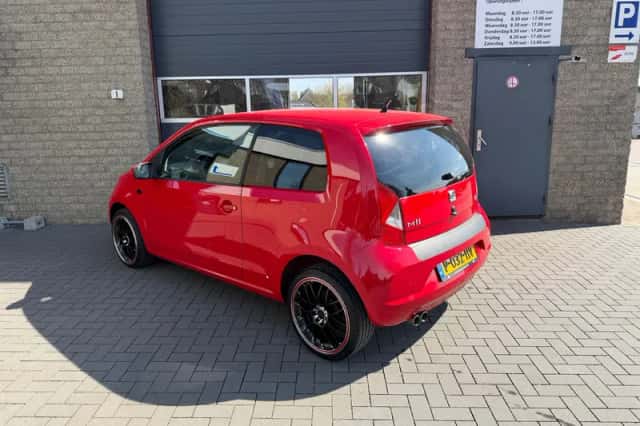 SEAT Mii (2014) thumbnail 5