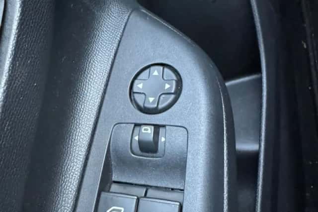 Opel Corsa (2020) thumbnail 4