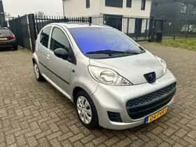 Peugeot 107 (2011) thumbnail 5