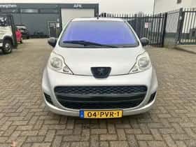Peugeot 107 (2011) thumbnail 6