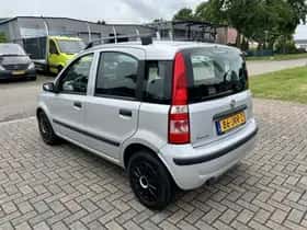 Fiat Panda (2009) thumbnail 2