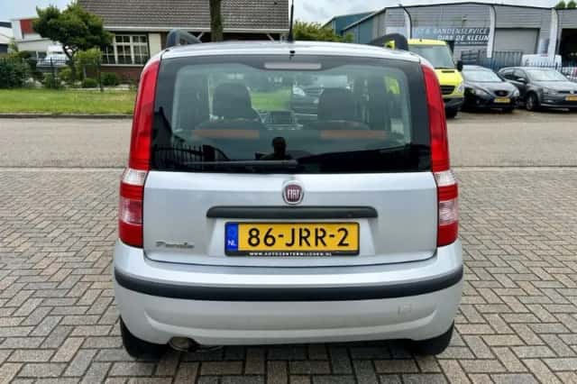 Fiat Panda (2009) thumbnail 3