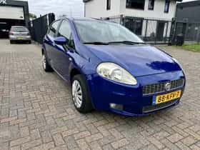 Fiat Grande Punto (2009) thumbnail 5