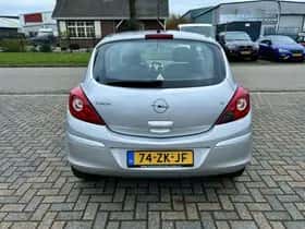 Opel Corsa (2008) thumbnail 3