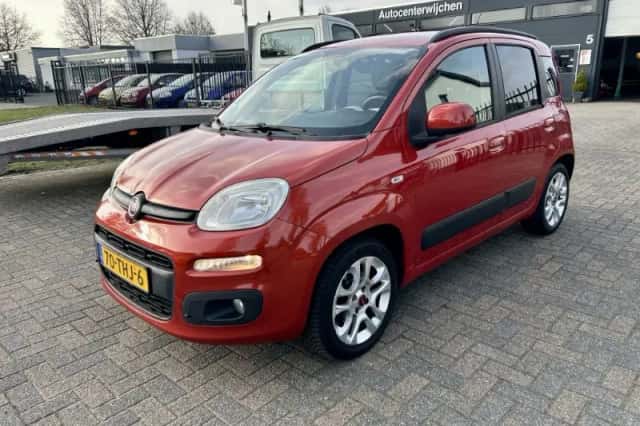 Fiat Panda (2012) thumbnail 1