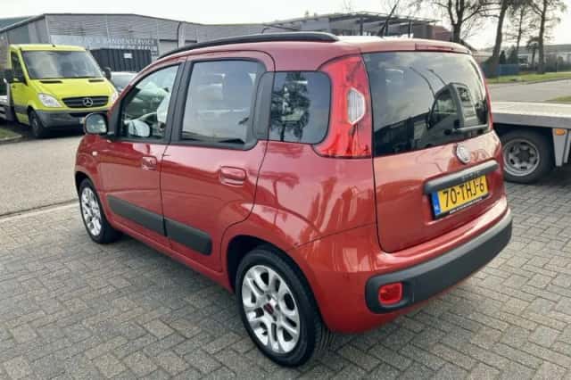 Fiat Panda (2012) thumbnail 2