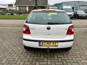 Volkswagen Polo (2003) thumbnail 3