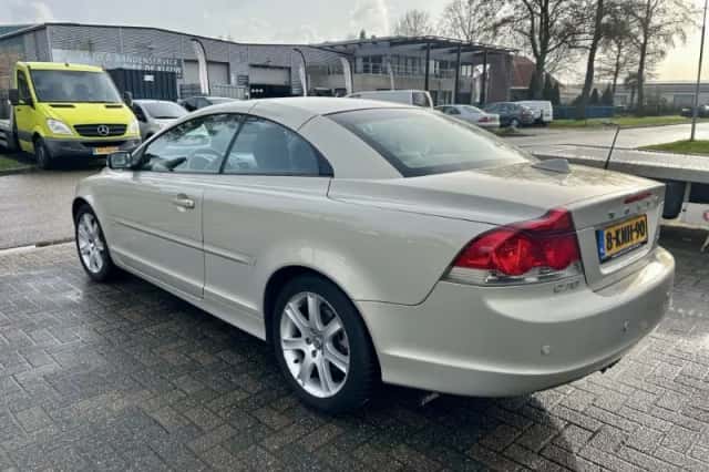 Volvo C70 (2007) thumbnail 3