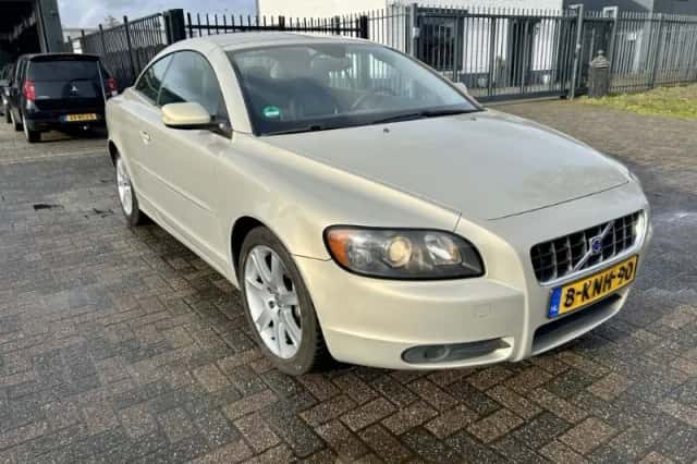 Volvo C70 (2007) thumbnail 6