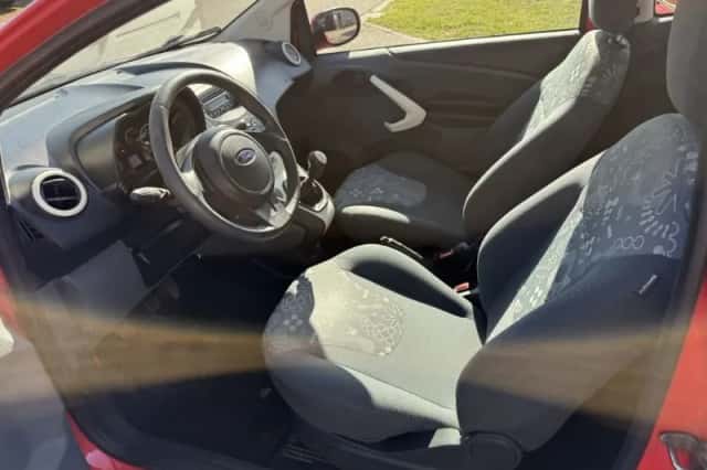 Ford Ka (2012) thumbnail 3