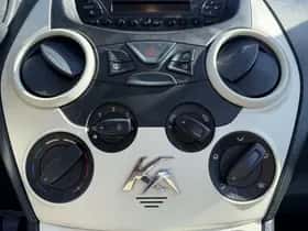 Ford Ka (2012) thumbnail 9