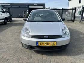 Ford Fiesta (2003) thumbnail 6