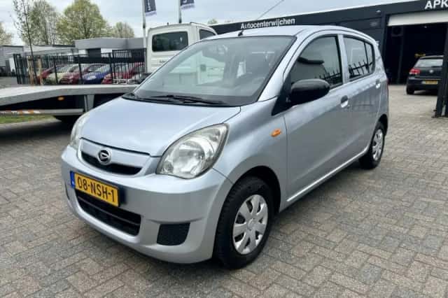 Daihatsu Cuore (2010) thumbnail 1