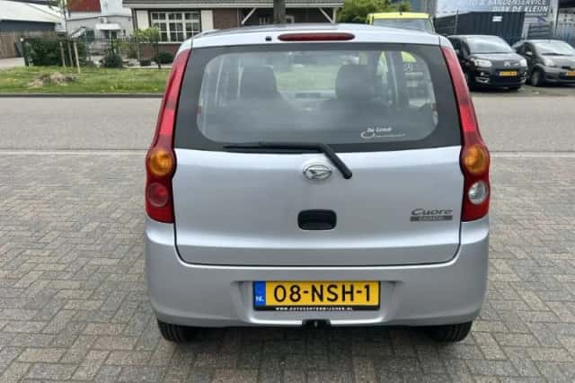 Daihatsu Cuore (2010) thumbnail 3