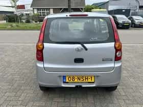 Daihatsu Cuore (2010) thumbnail 3