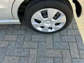 Suzuki Alto (2009) thumbnail 7